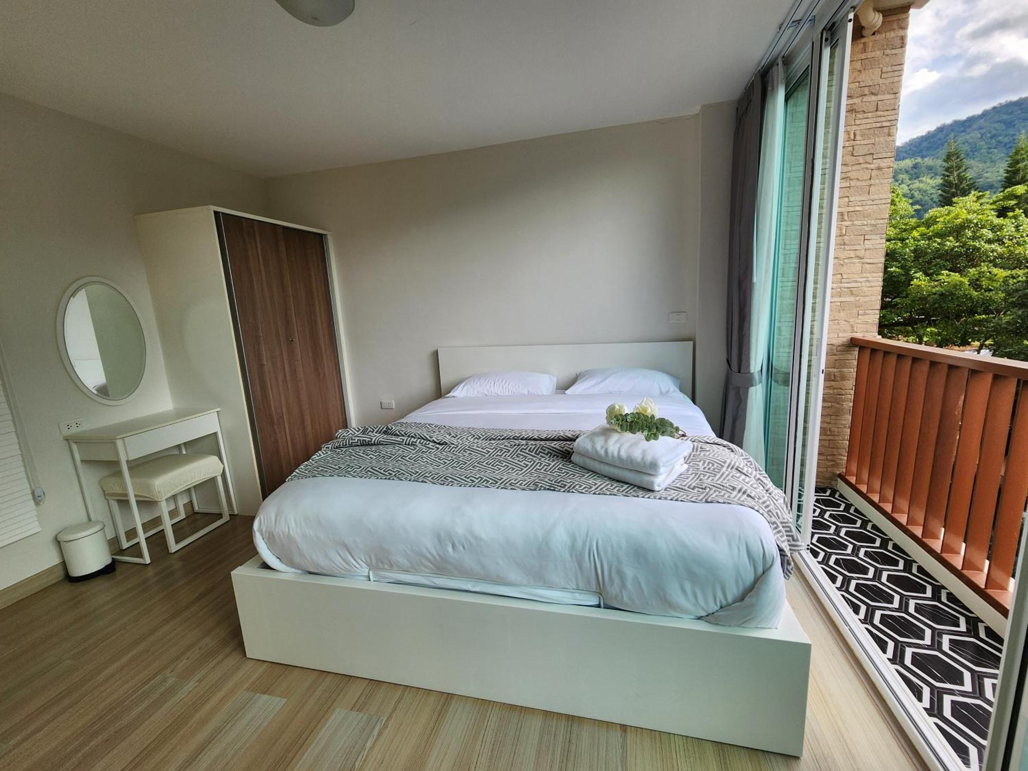 Pangsapuri Bann Khao Yai 50 Sqm-corner, King Bed, Balcony Mu Si